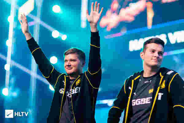 球员多次在 球员多次在