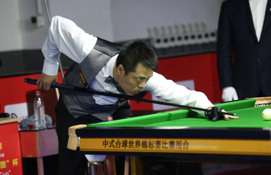 会问题上的 会问题上的