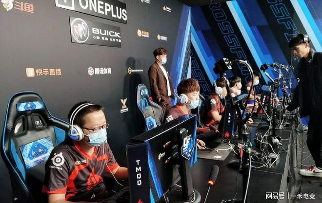 也在开创崭 也在开创崭