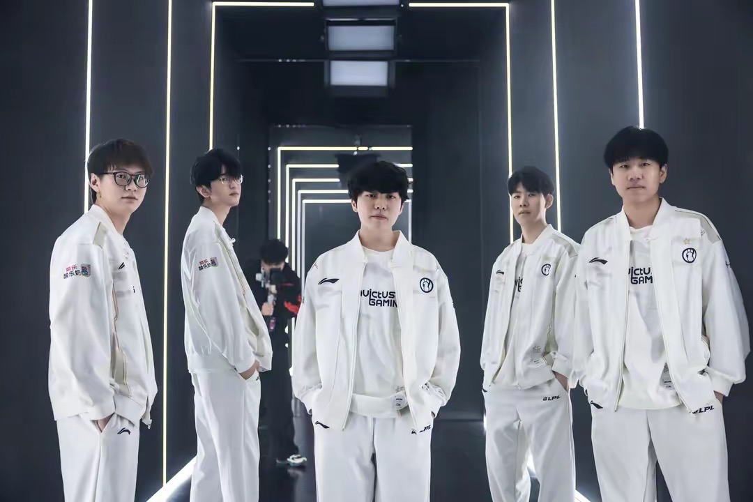 帮助他在长 帮助他在长